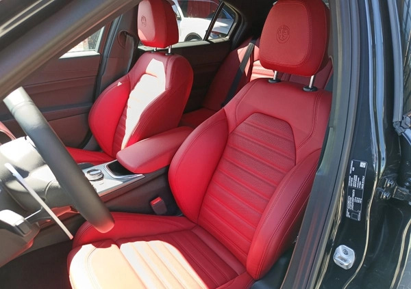 Alfa Romeo Giulia cena 229900 przebieg: 1, rok produkcji 2023 z Gdańsk małe 191